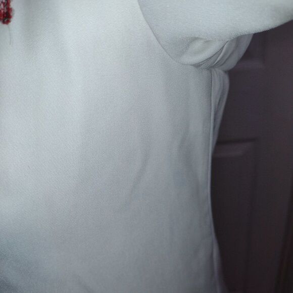 Tadashi Shoji Long Sleeve Boho White Floral Embroidery Bell Sleeve Blouse - Picture 10 of 12